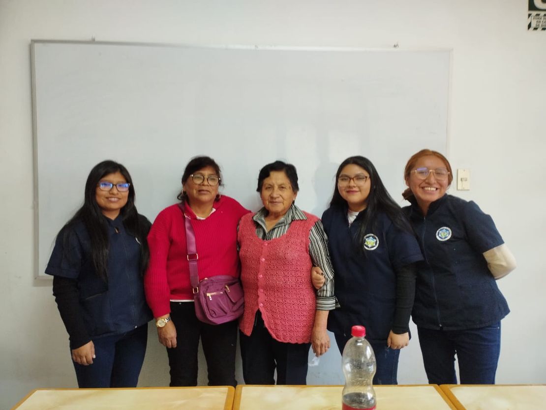 Mujeres que Impulsan Mujeres